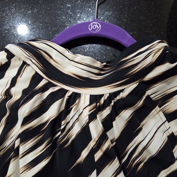 Maggy London Black and Cream Abstract Print Midi Dress - Size 16 - Picture 7 of 8